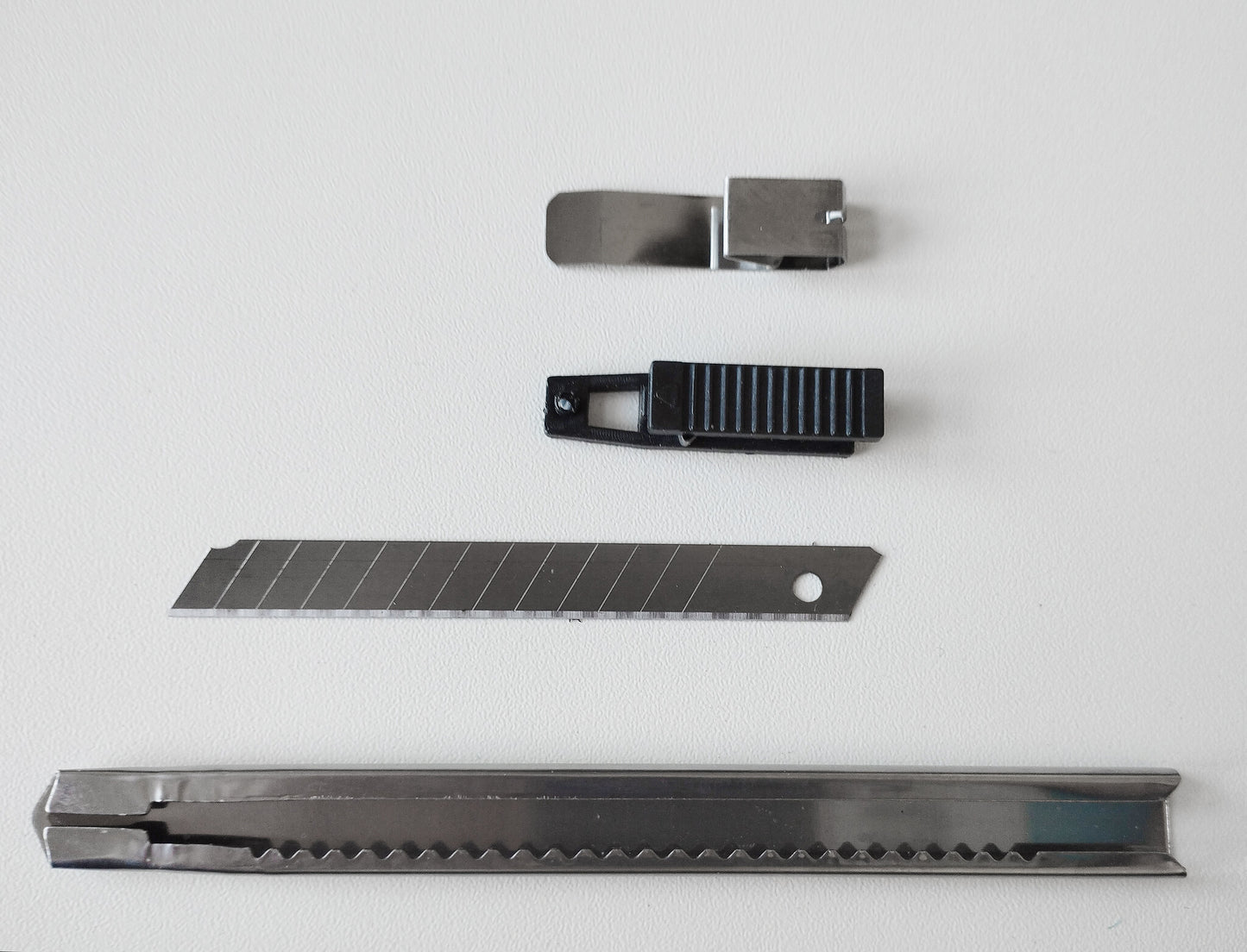 Afbreekmesje - stainless - COLLETTI.nl